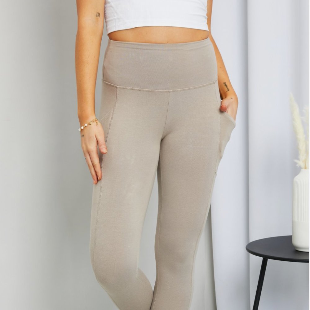 Zenana Ready to Roll Full Size Wide Waistband Pocket Leggings in Ash Mocha
